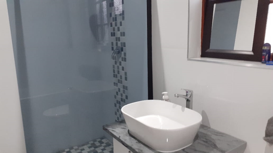 5 Bedroom Property for Sale in Campher Park Eastern Cape